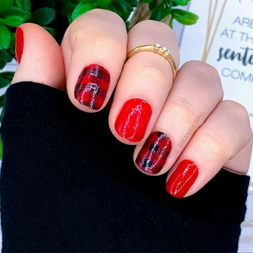 *Retired* Color Street: Good Girls Gone Plaid | Red Black Buffalo Check Fall - Picture 1 of 10